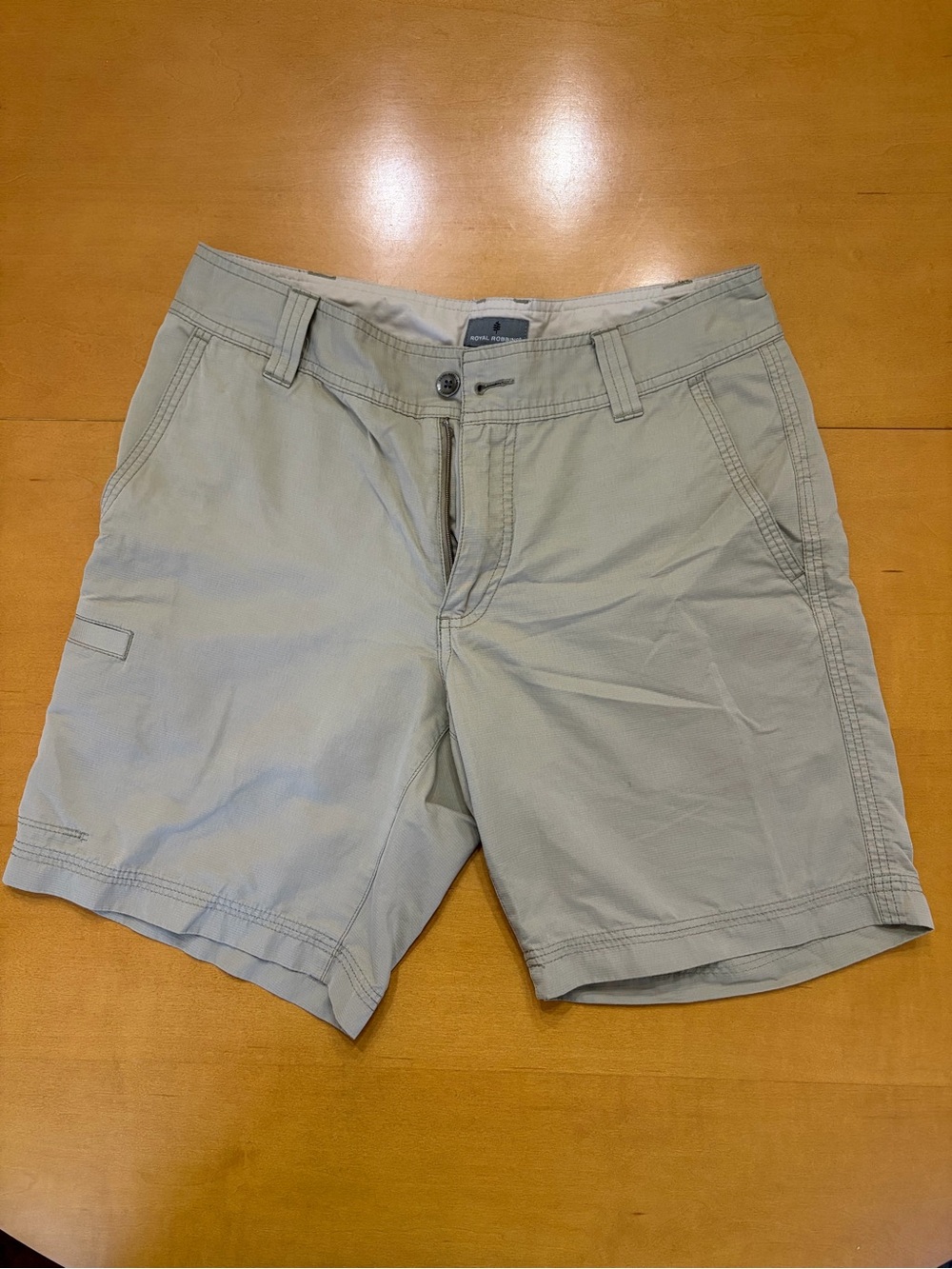 Royal Robbins Men's Tan Cargo Shorts